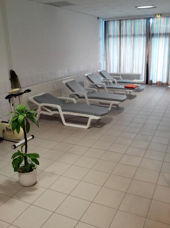 Apartment Regina Менезе Екстер'єр фото